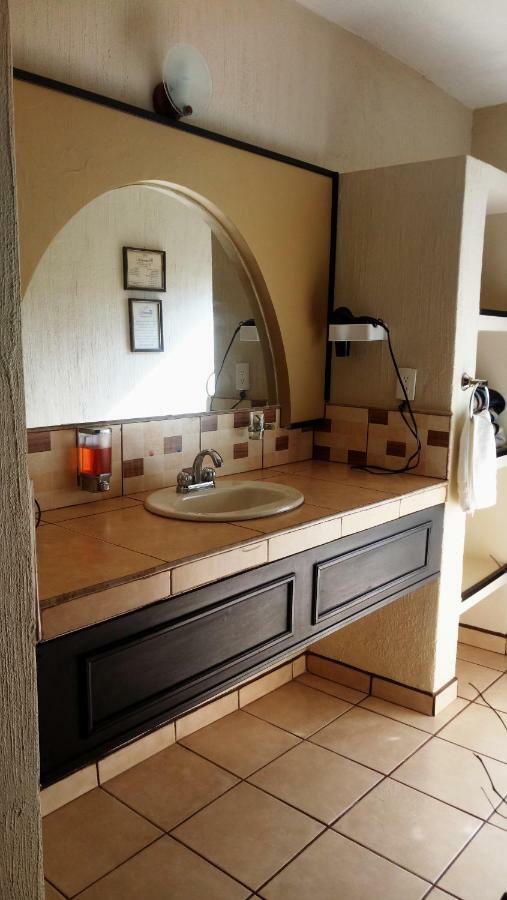 Hotel Brambila Union de Tula Εξωτερικό φωτογραφία